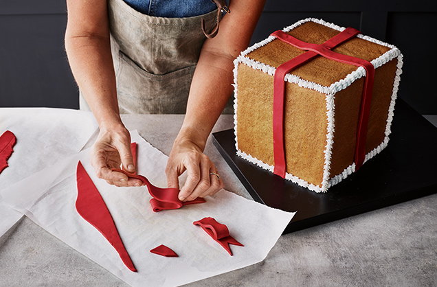 Hogyan készítsünk mézeskalácsból ajándékdobozokat?