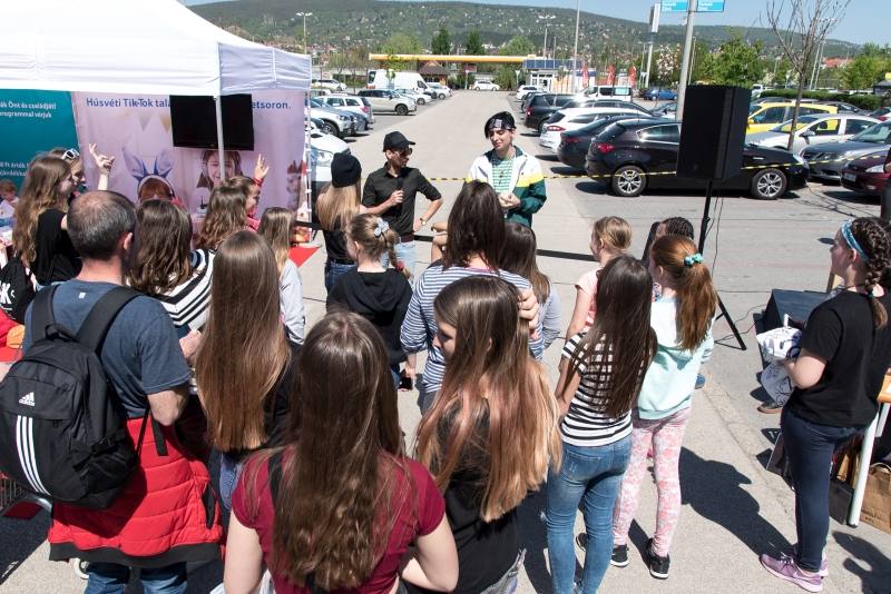 Húvéti Tik-tok találkozó a Tesco Üzletsoron!
Dátum: 2019.04.14-15., 18., 20.