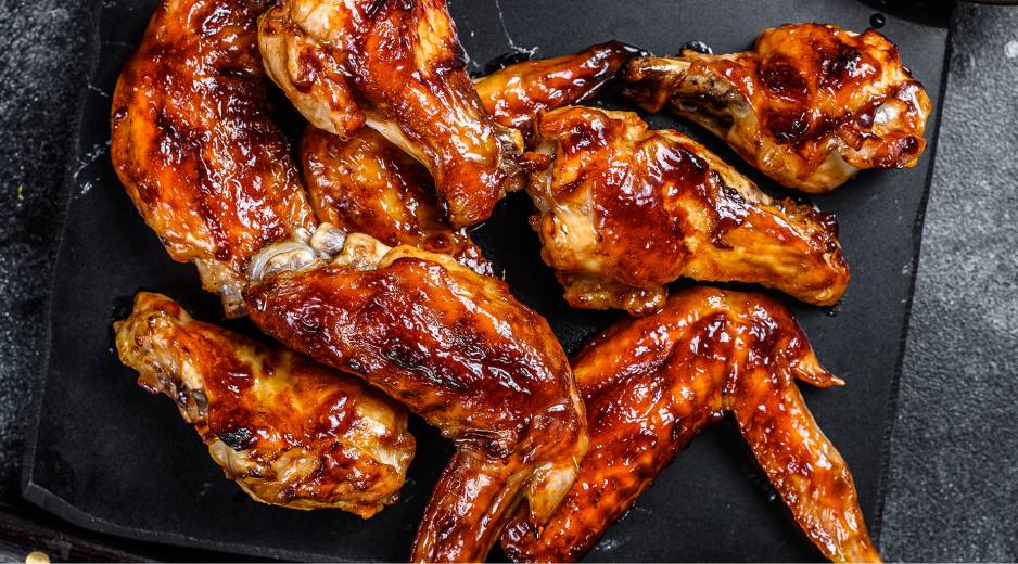 Így készíts tökéletes barbecue csirkeszárnyakat.