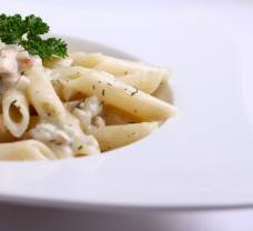 Penne carbonara kaprosan