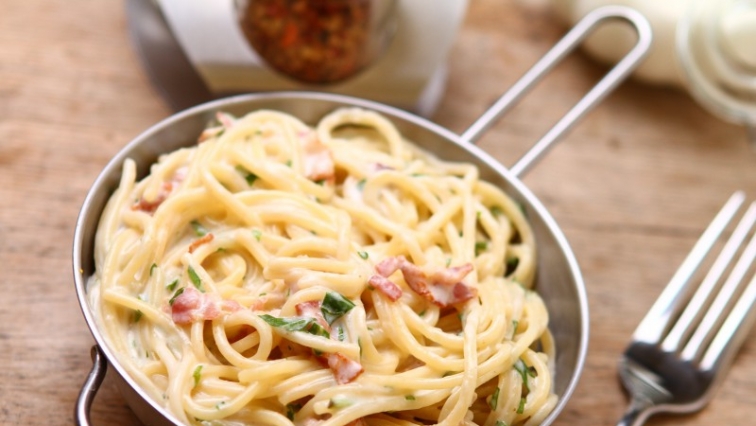 Medvehagymás carbonara