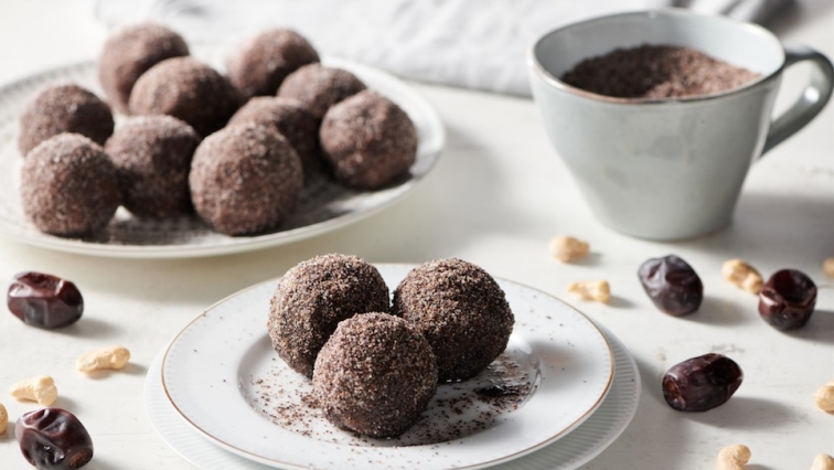 Nyers szilvásgombóc mákkal