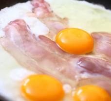 Bacon eggs