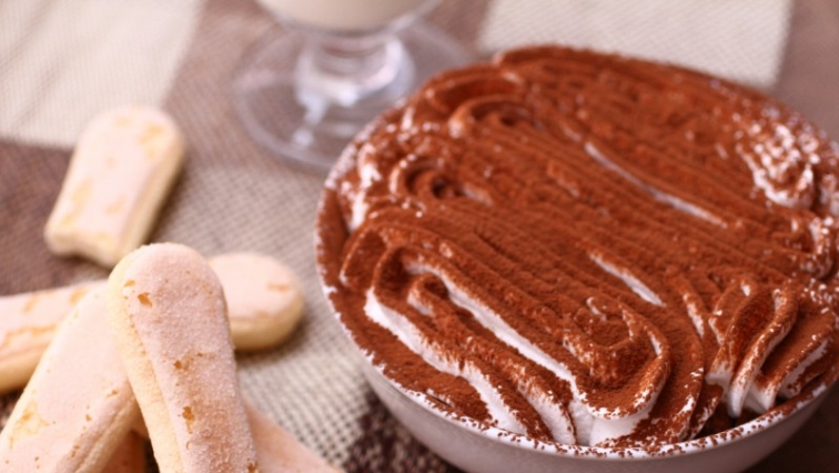 Könnyű tiramisu recept – Tökéletes tiramisu torta tojás nélkül